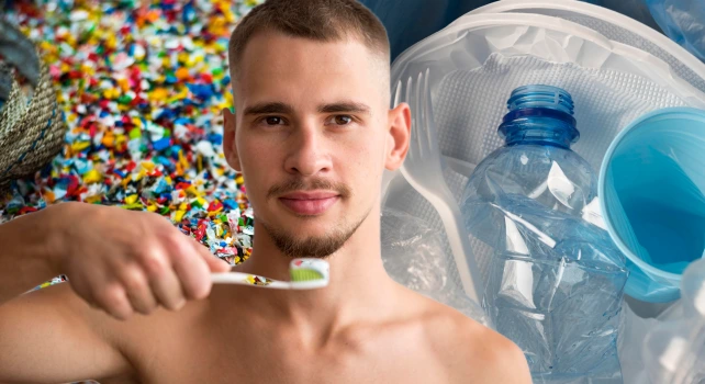 Homem escovando os dentes e cercado por plásticos e microplásticos.